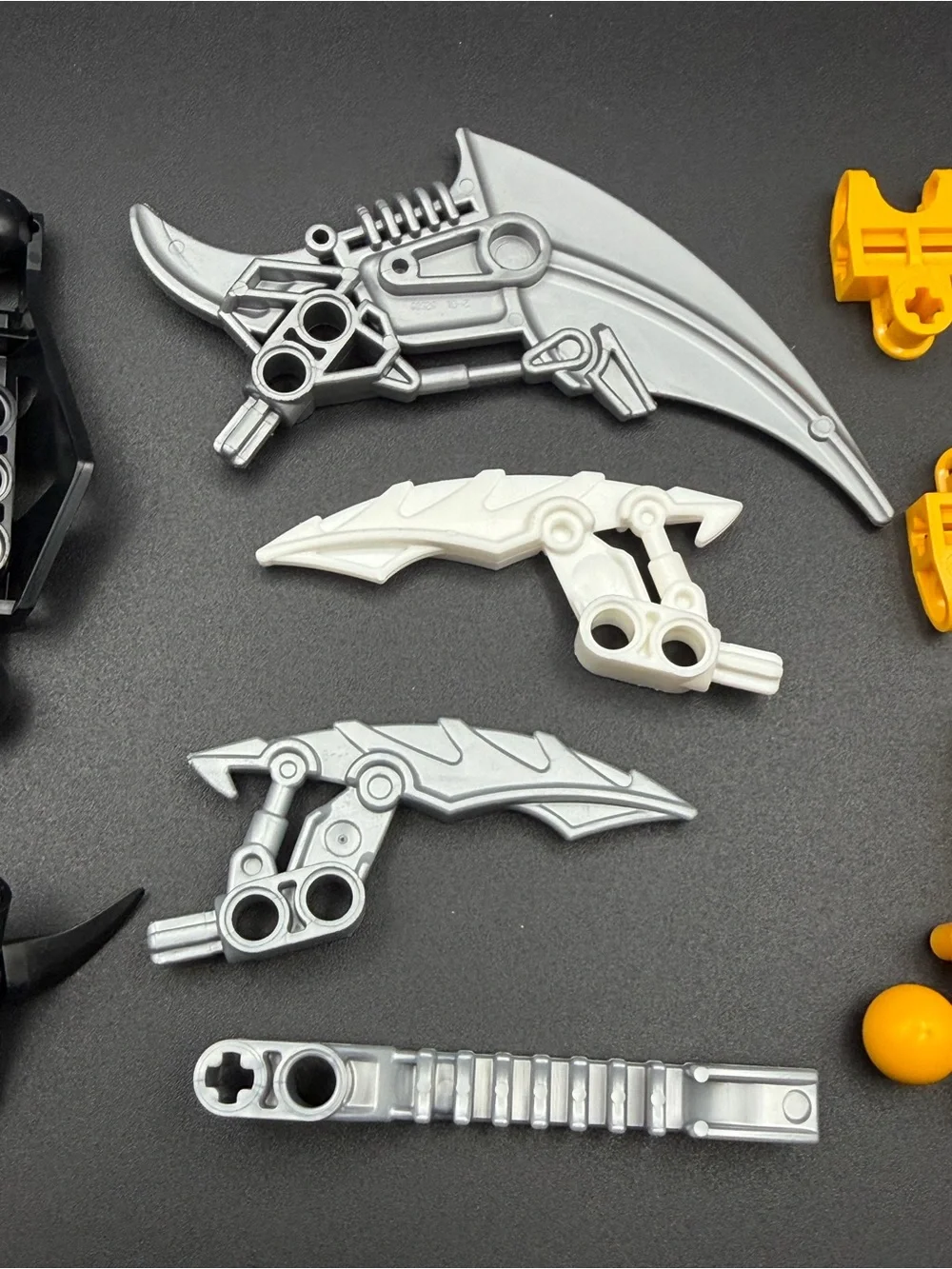 LEGO Bionicle Parts Bundle